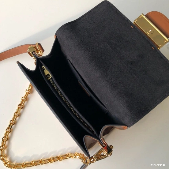 Louis Vuitton Spring Show） Dauphine Mini（2019 0731